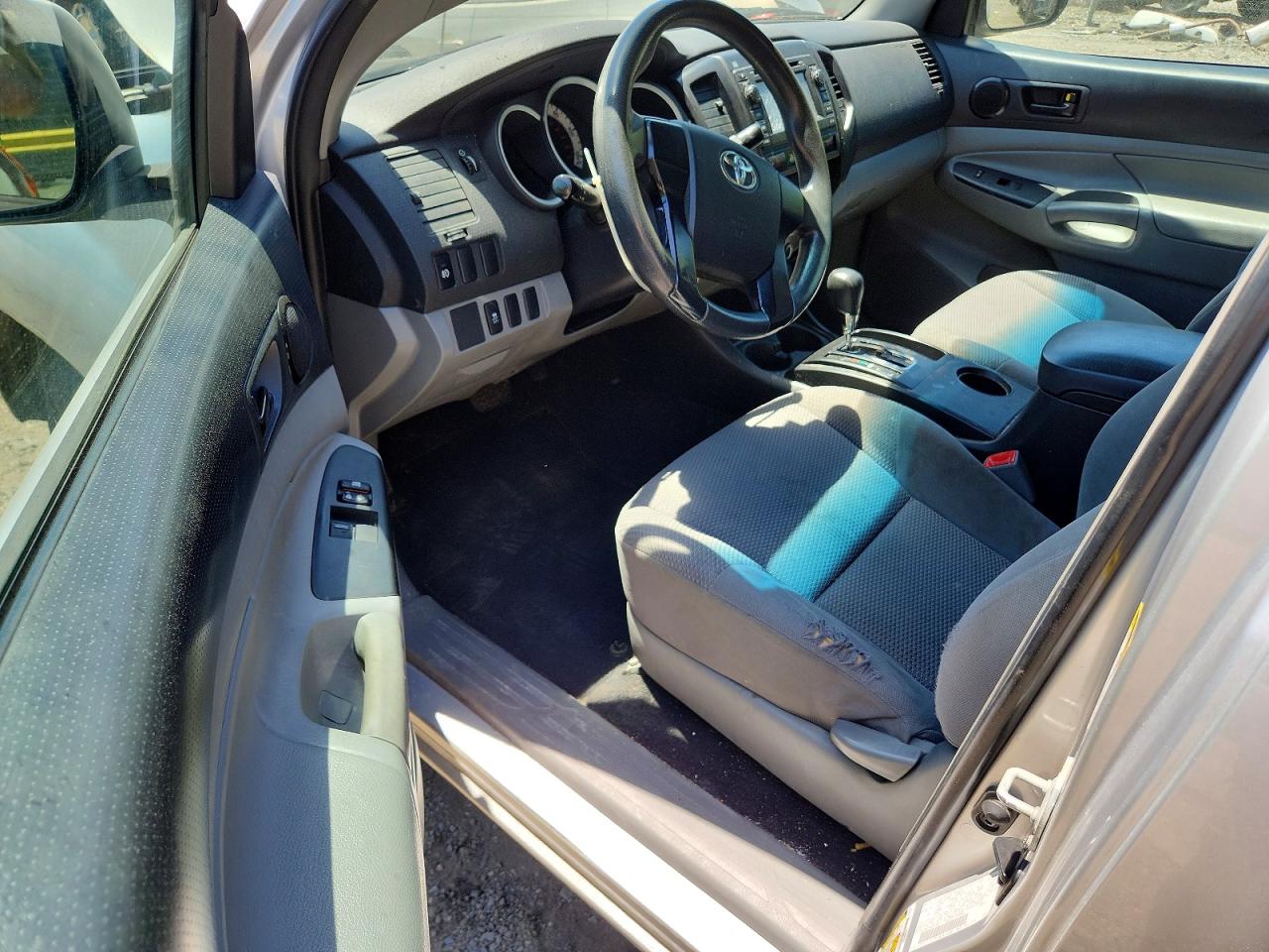 Toyota Tacoma Access Cab