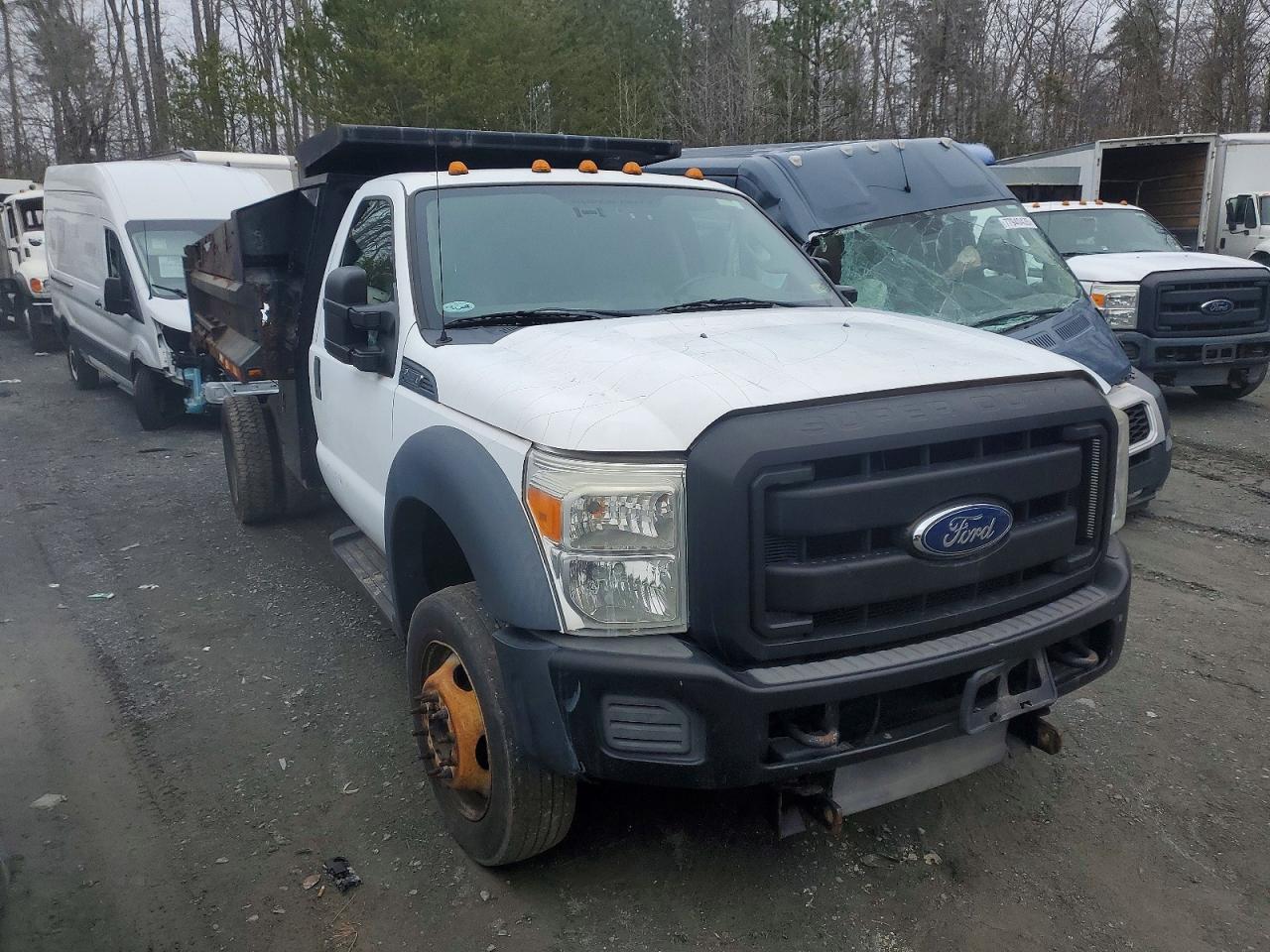 Salvage Ford F-450 Image