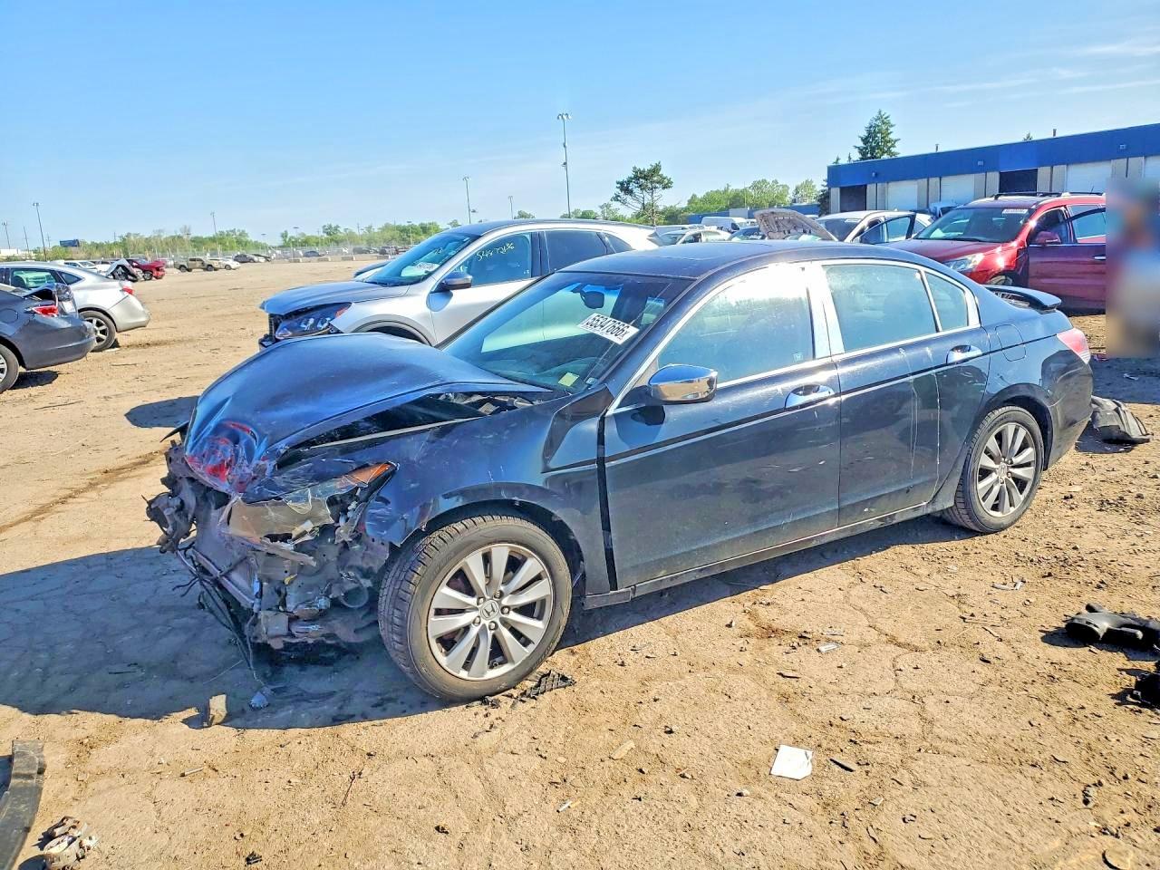 Salvage Honda Accord Image