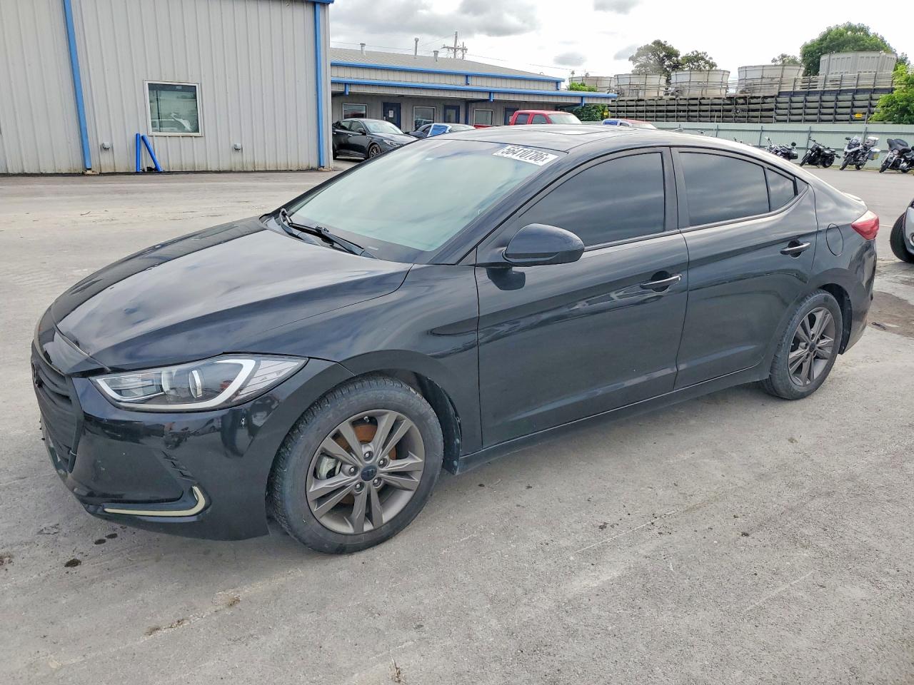 Salvage Hyundai ELANTRA Image