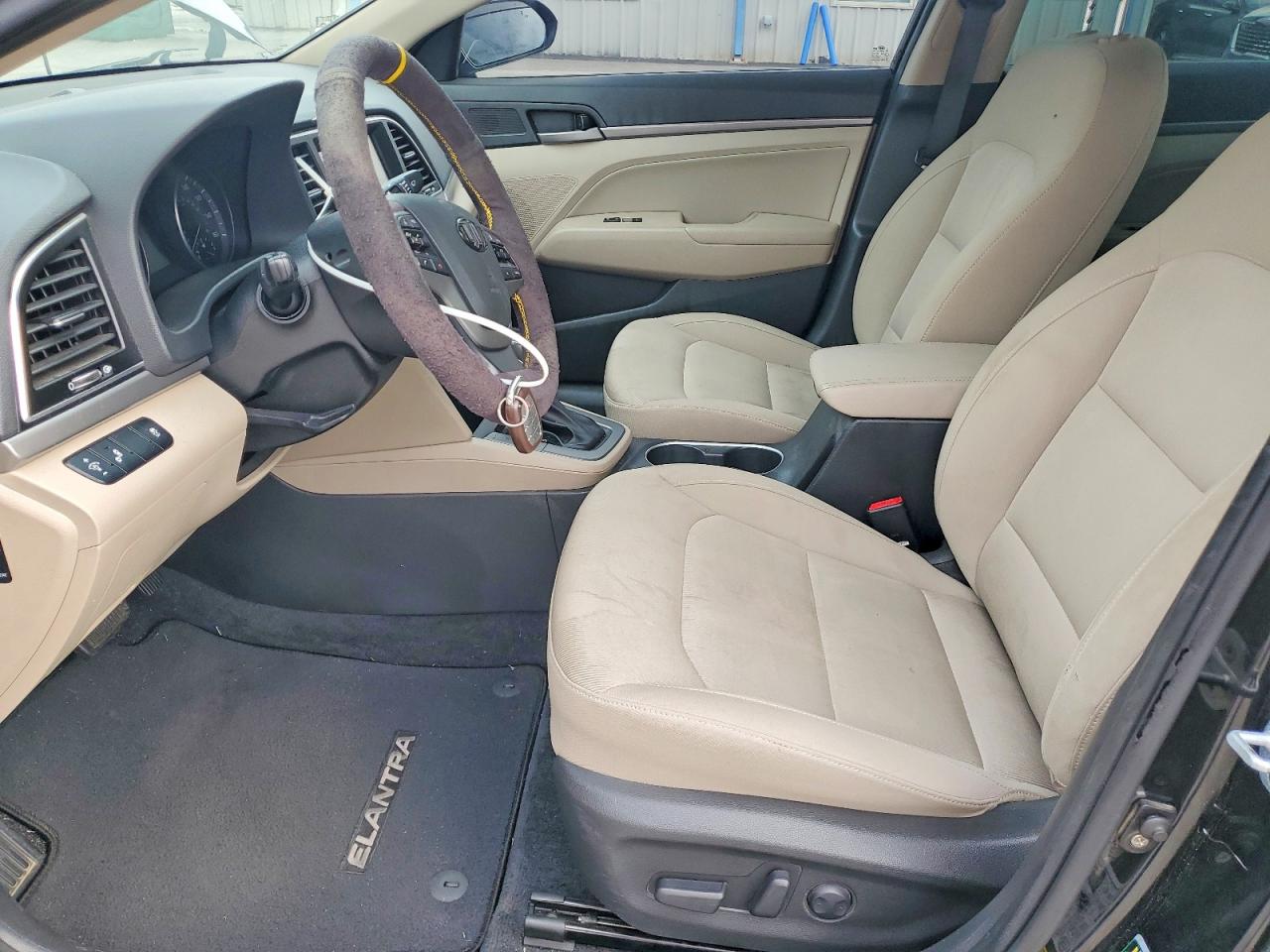 Hyundai ELANTRA Value Edition