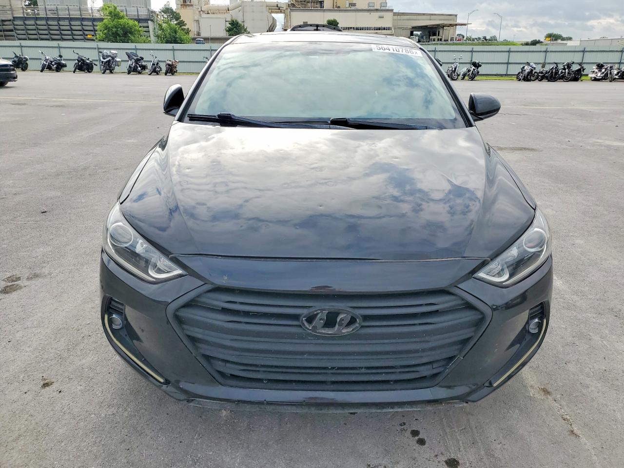Hyundai ELANTRA Value Edition
