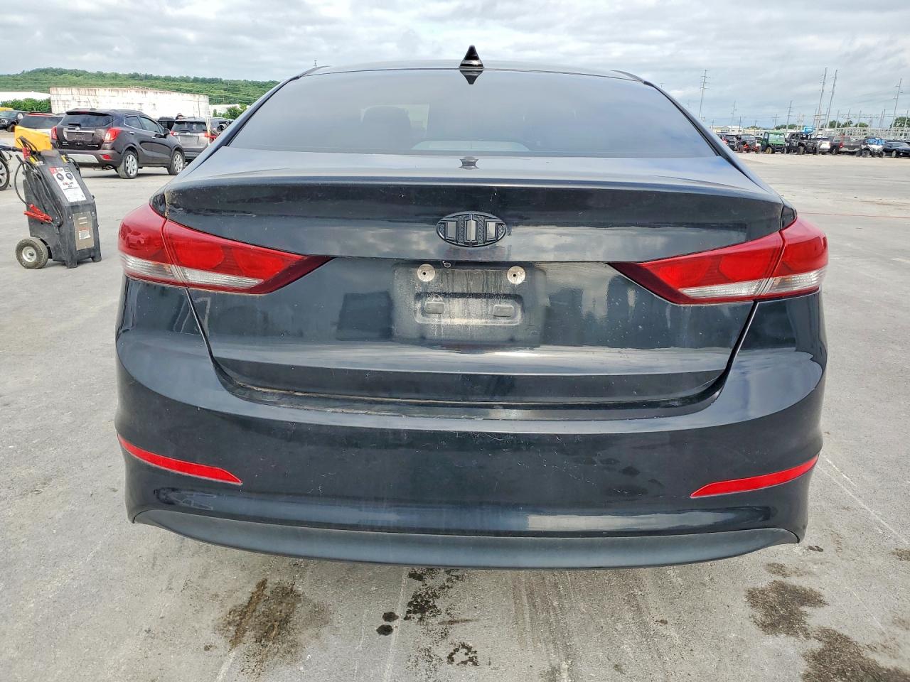 Hyundai ELANTRA Value Edition
