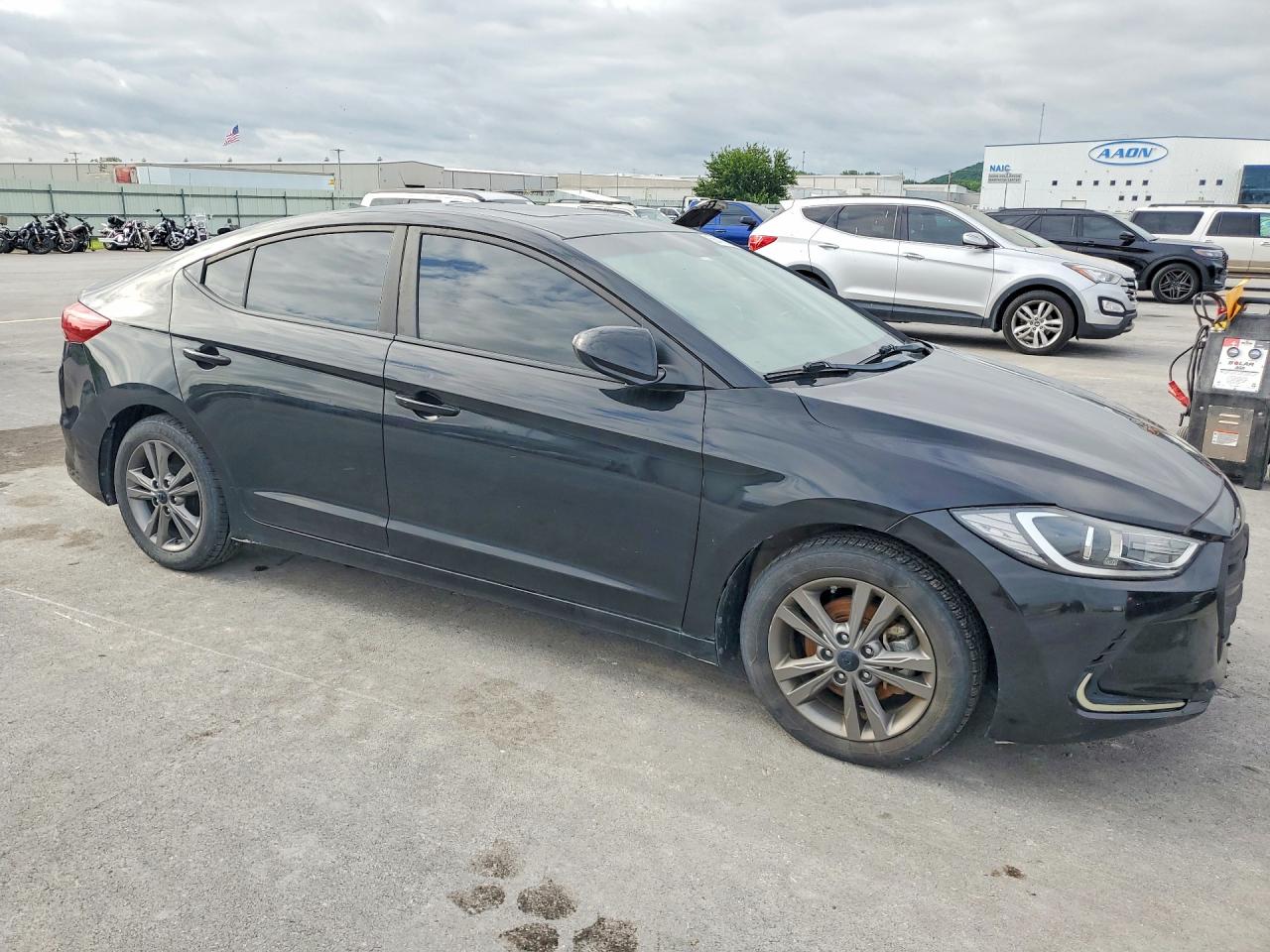 Hyundai ELANTRA Value Edition