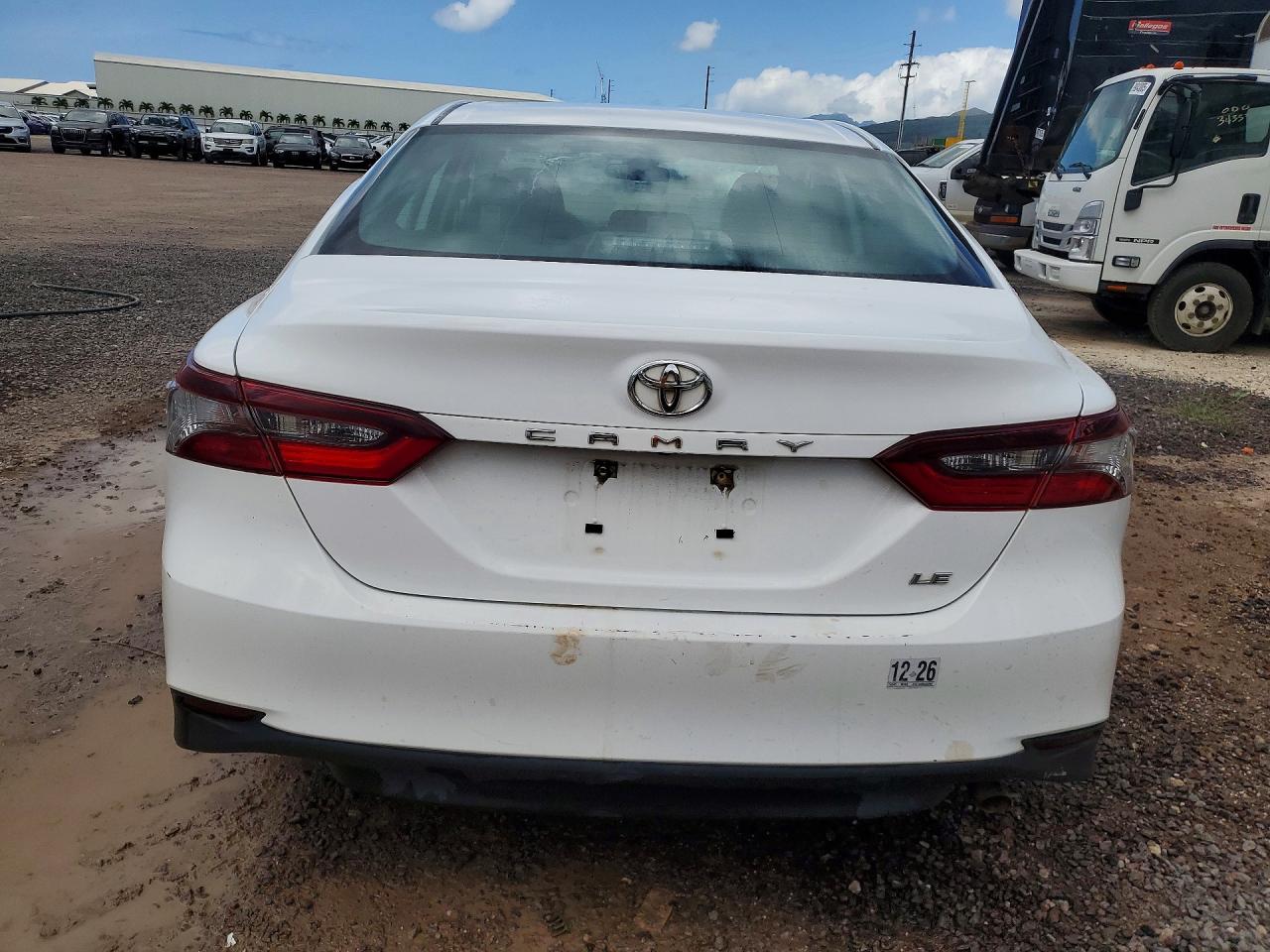 Toyota Camry Le