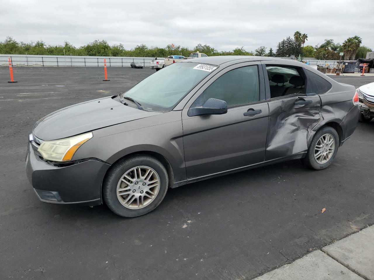 Salvage Ford Focus Image
