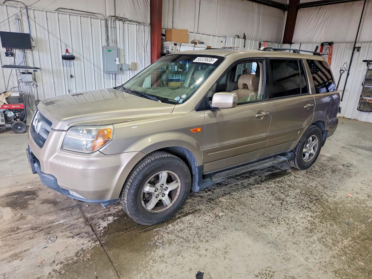 Salvage Honda Pilot Image