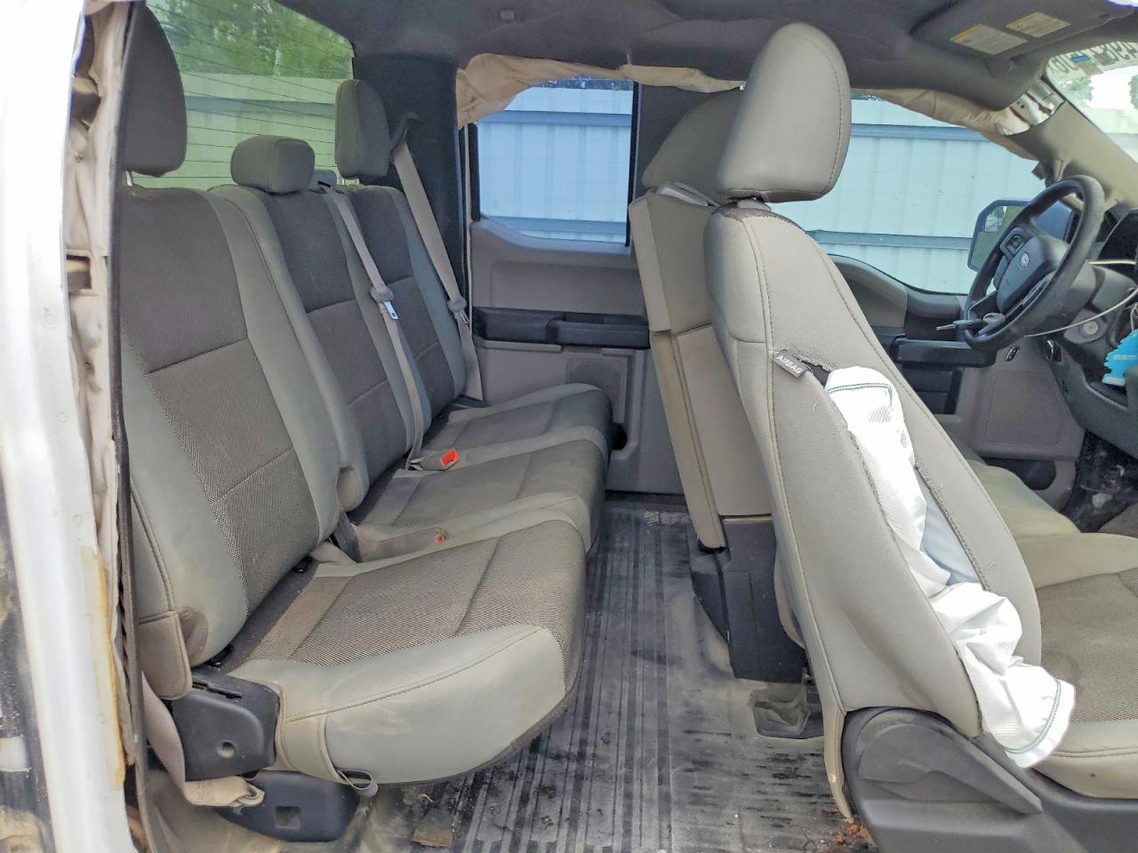 Ford F-150 Super Cab