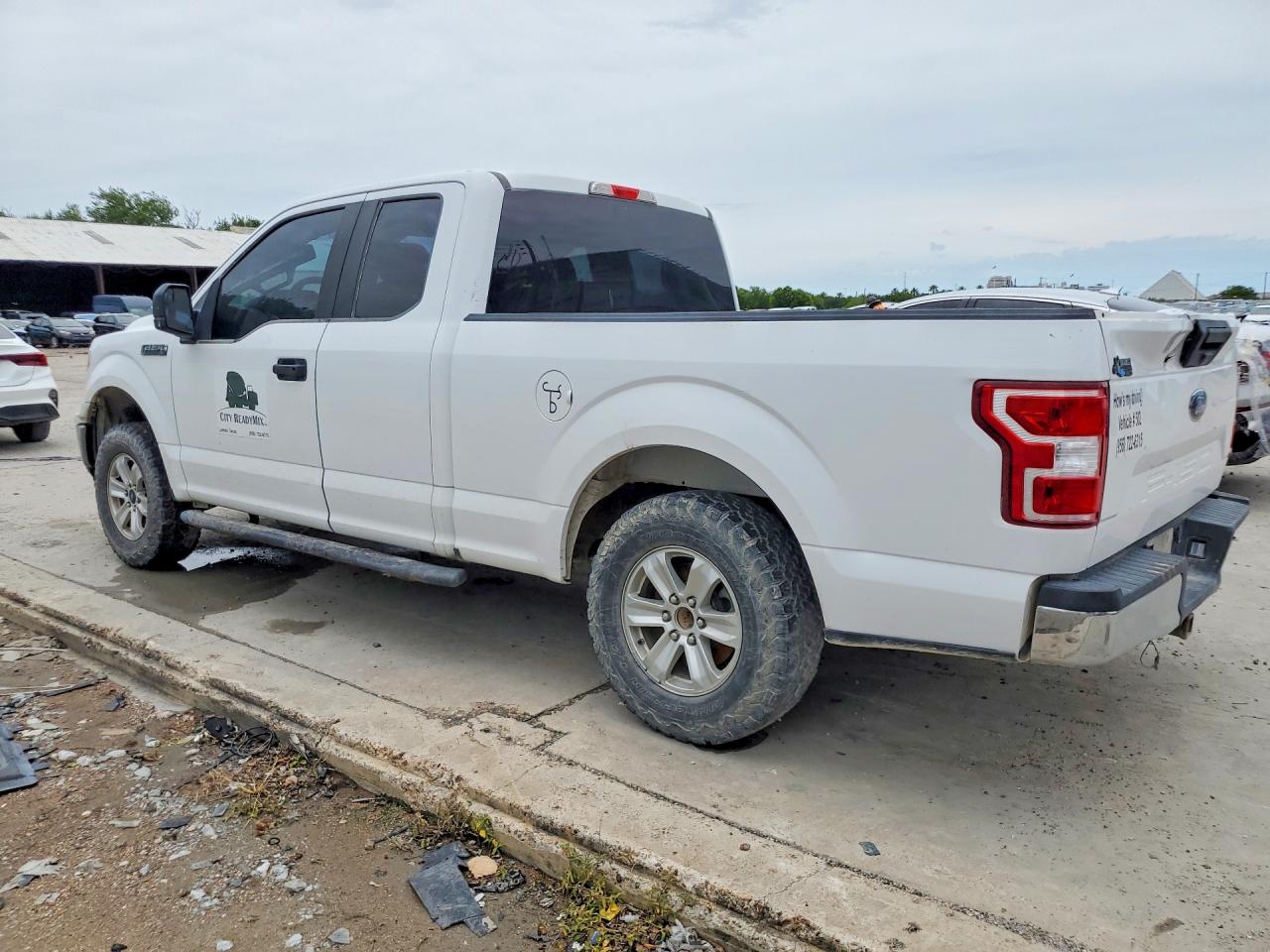 Ford F-150 Super Cab