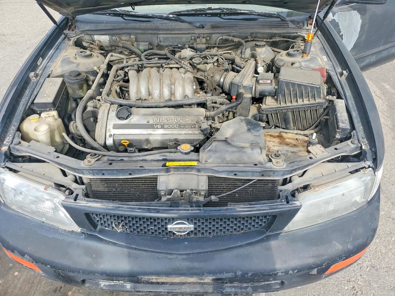Nissan Maxima Gxe