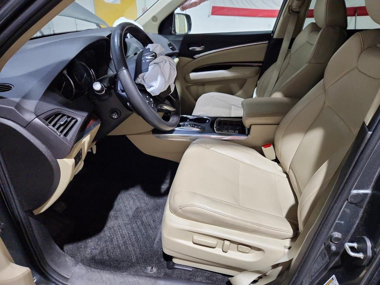 Acura MDX Advance
