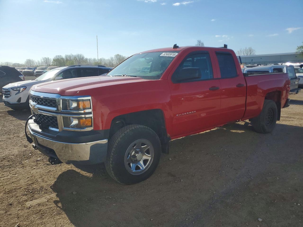 Salvage Chevrolet Silverado Image