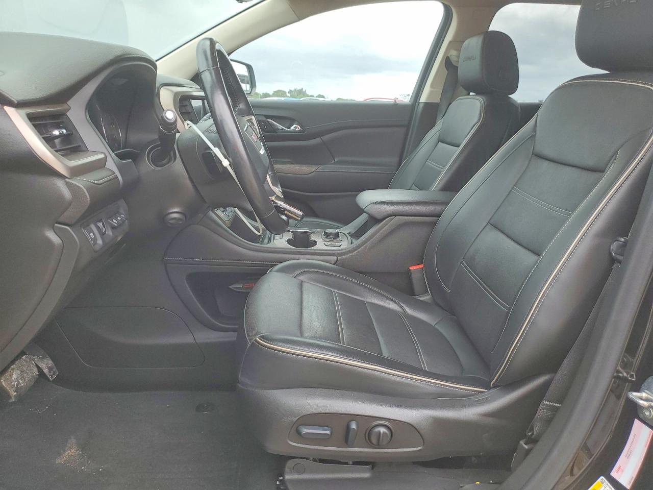 GMC Acadia Denali