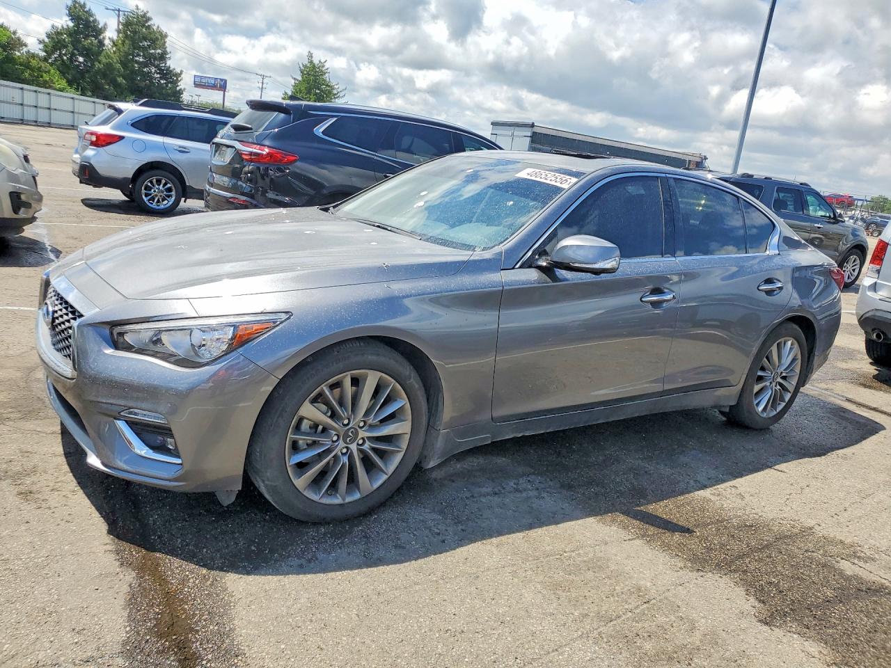 Salvage INFINITI Q50 Image