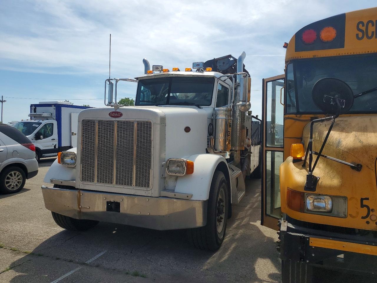 Peterbilt 379