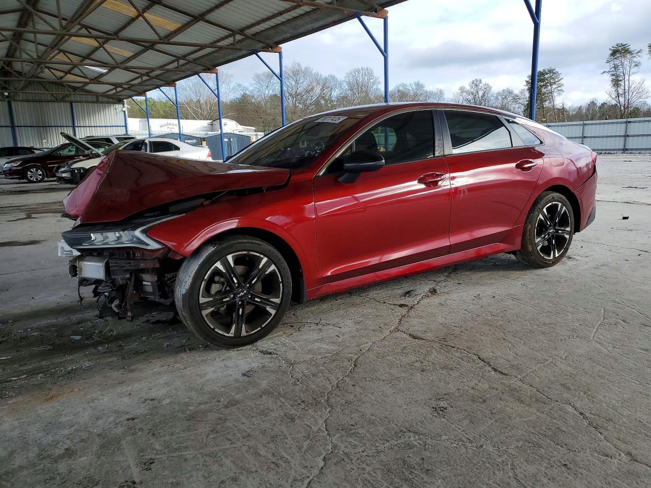 Salvage Kia K5 Image