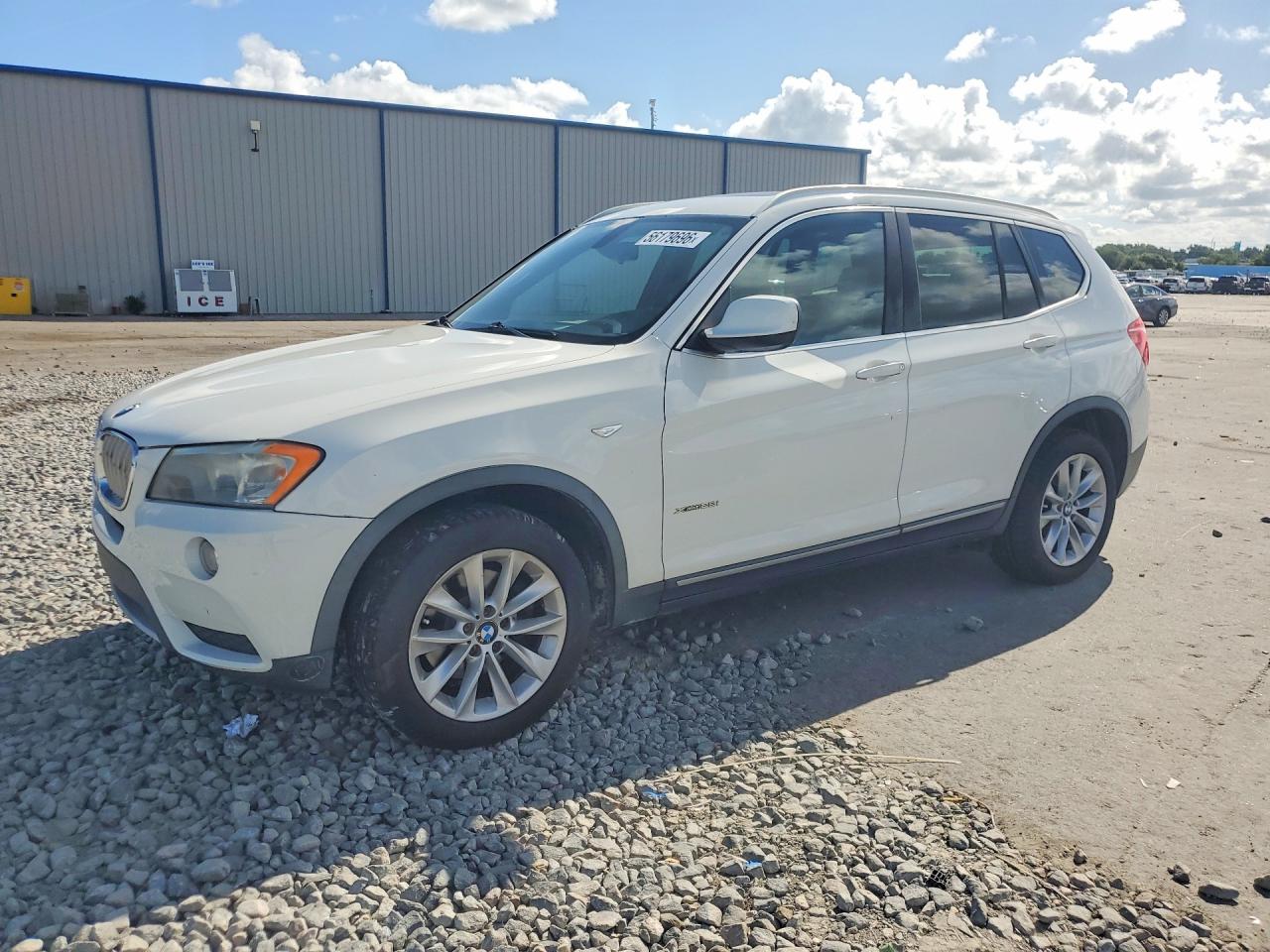 Salvage BMW X Series Image
