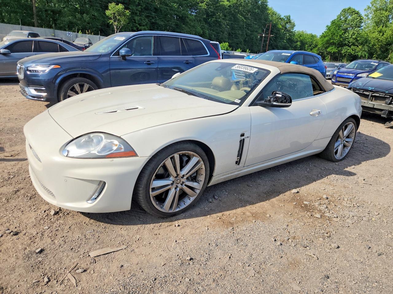 Salvage Jaguar XKR Image