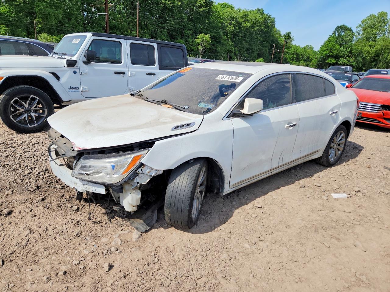 Salvage Buick LaCrosse Image