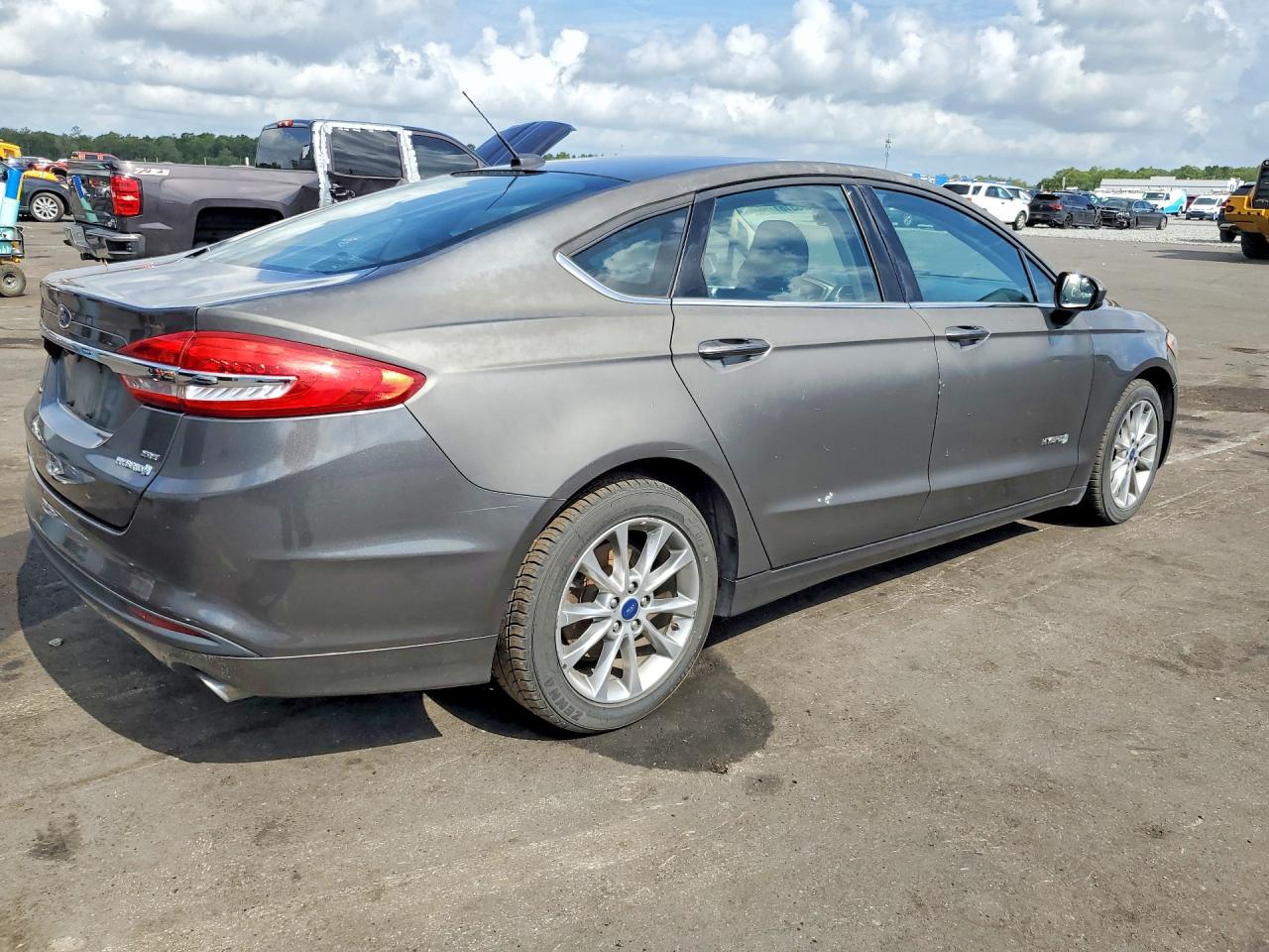 Ford Fusion Se Hybrid