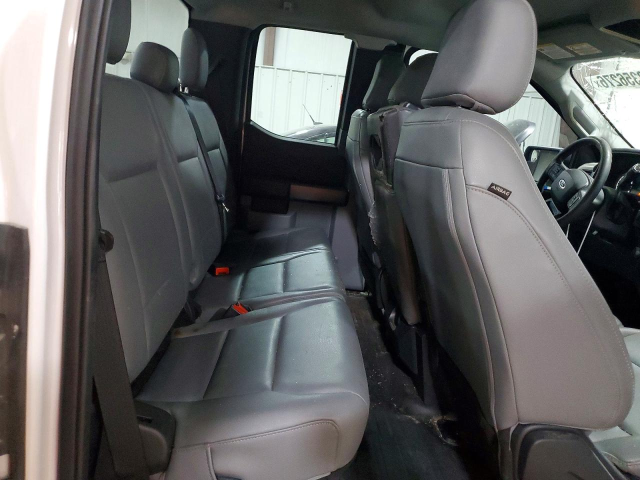 Ford F-150 Super Cab
