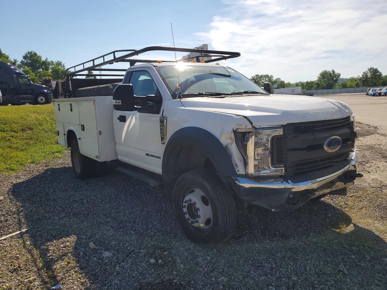 Ford F-550 Super Duty