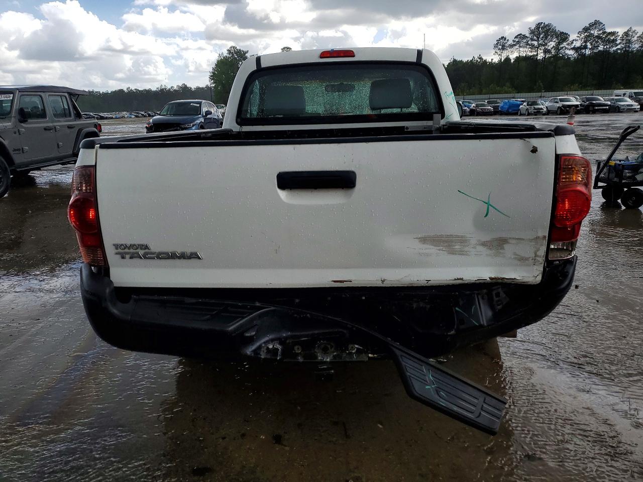 Toyota Tacoma Base