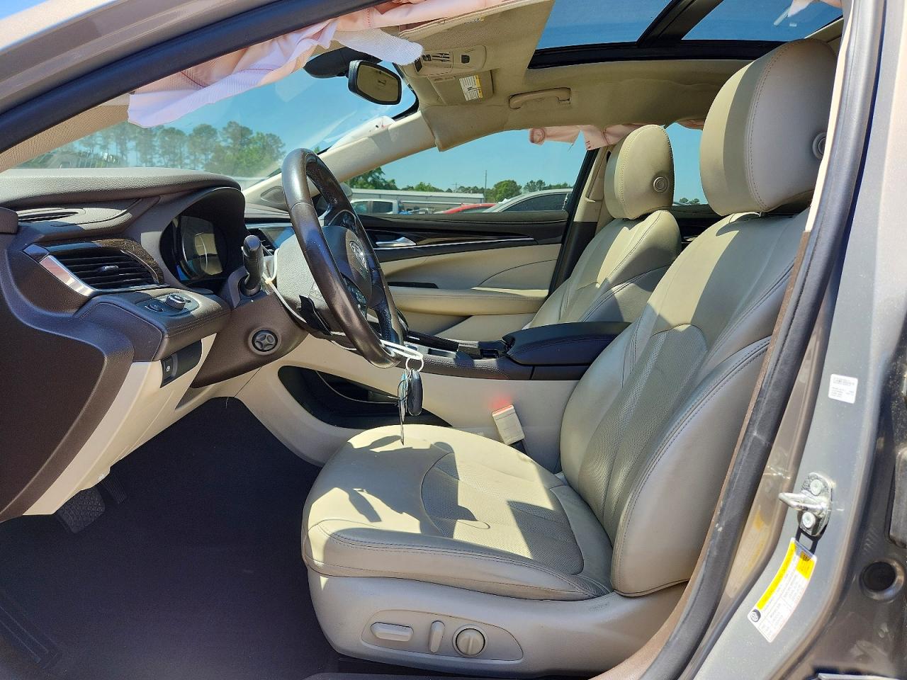 Buick LaCrosse Essence