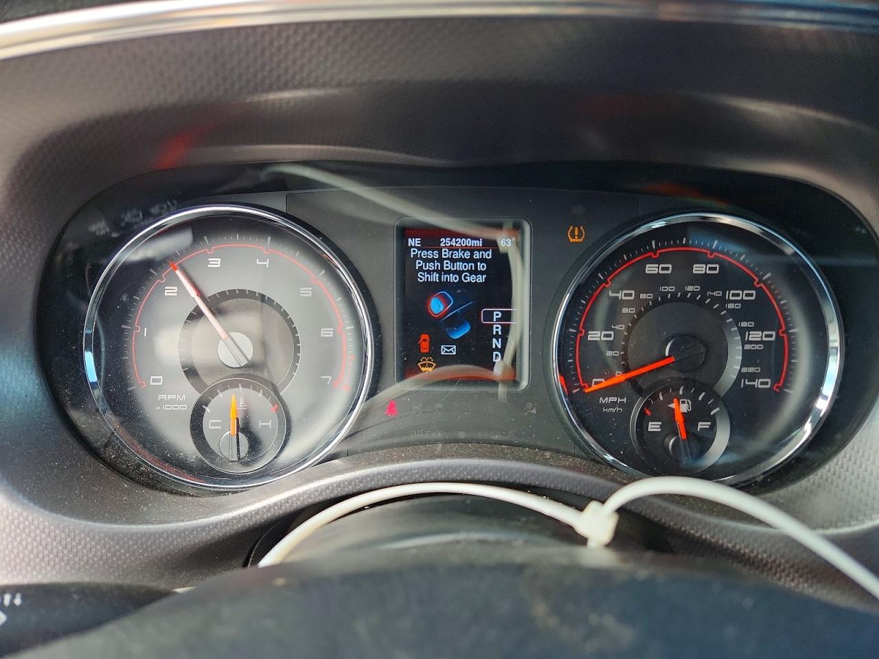 Dodge Charger Sxt