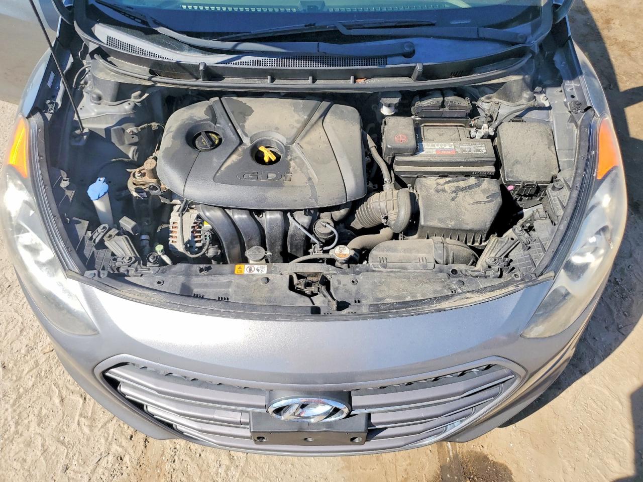 Hyundai ELANTRA Base