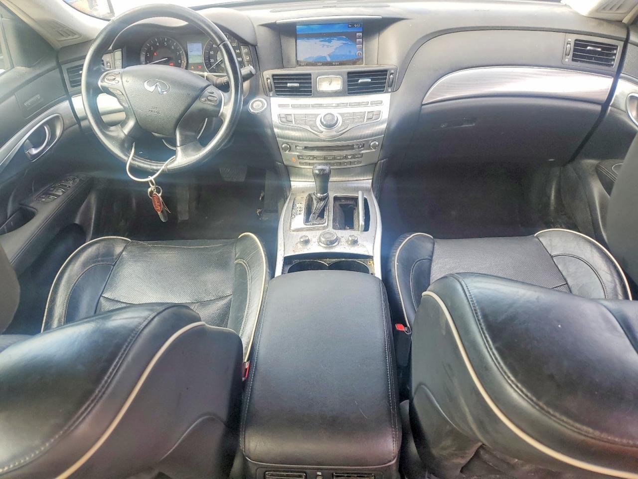 INFINITI Q70 3.7 Luxe