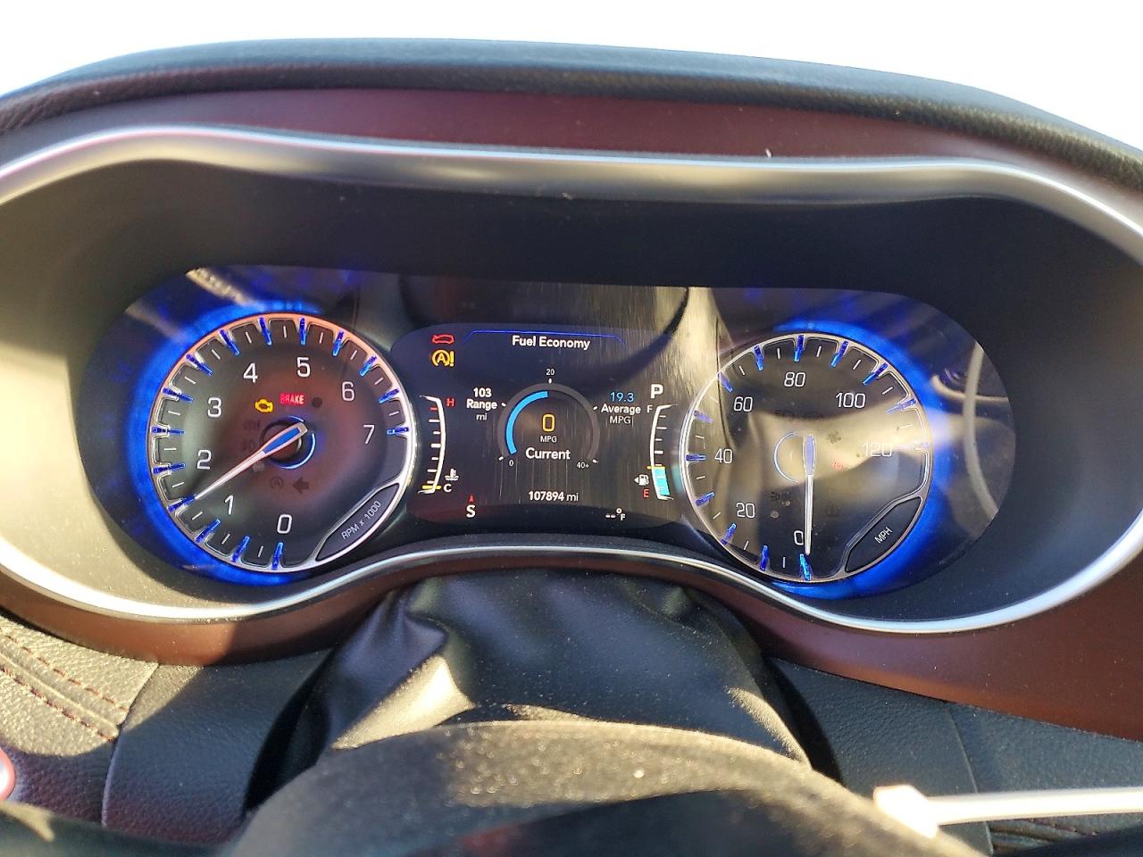 Chrysler Pacifica Limited