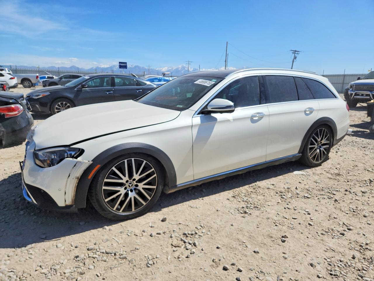 Salvage Mercedes-Benz E-Class Image