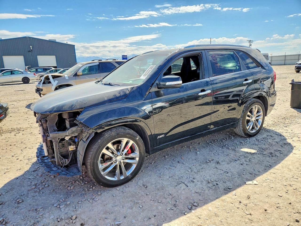 Salvage Kia Sorento Image