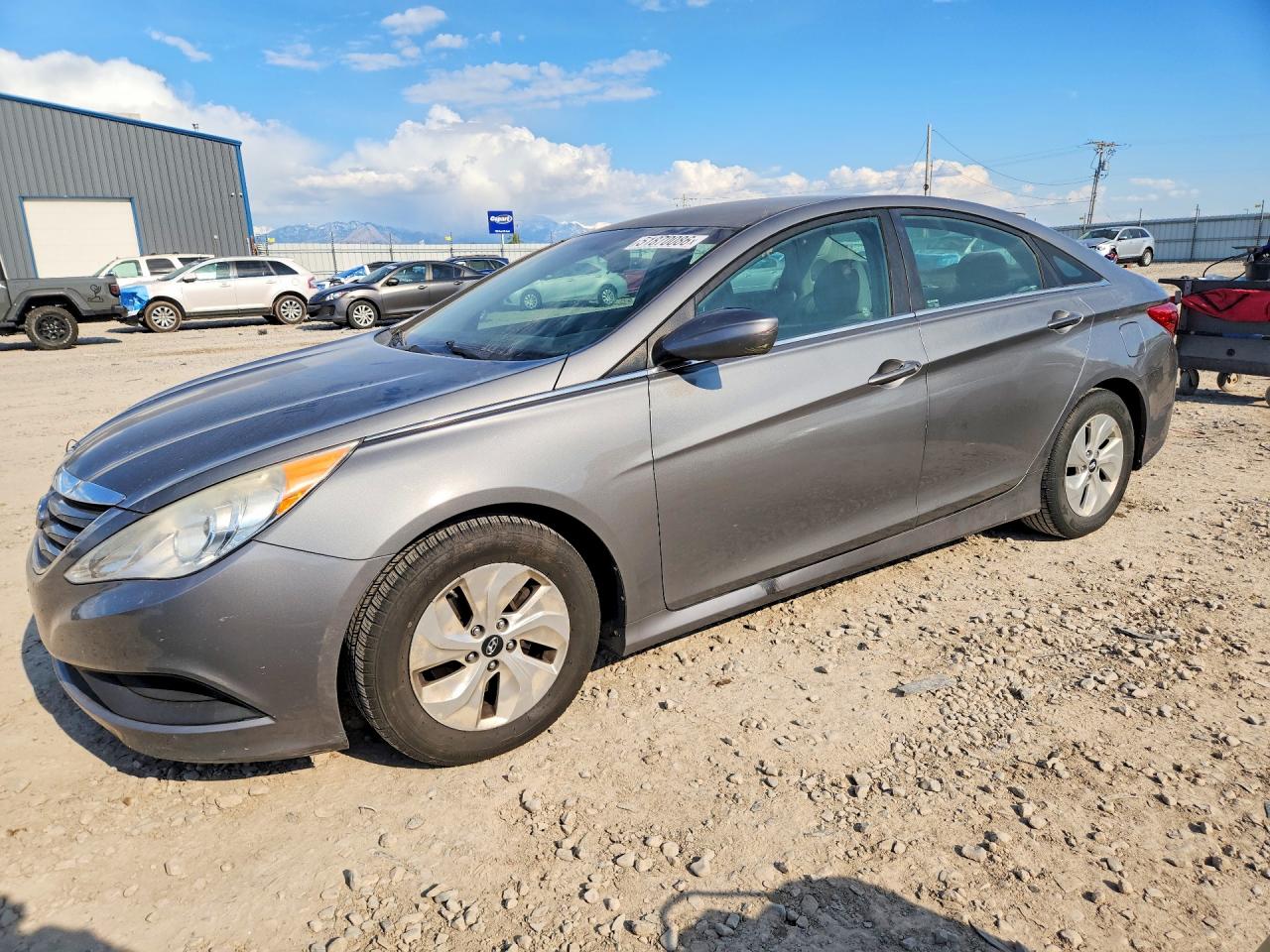 Salvage Hyundai SONATA Image
