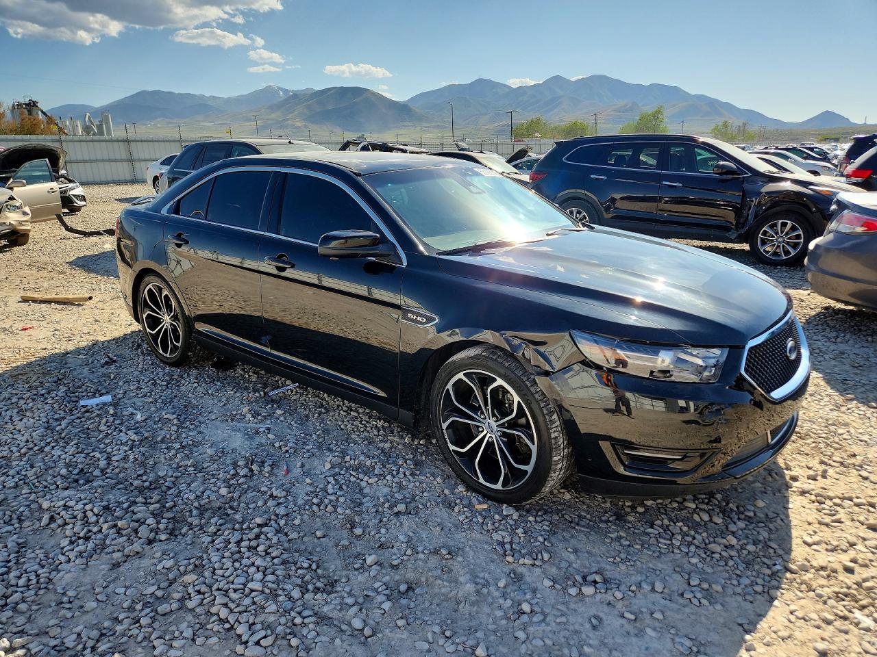 Ford Taurus Sho