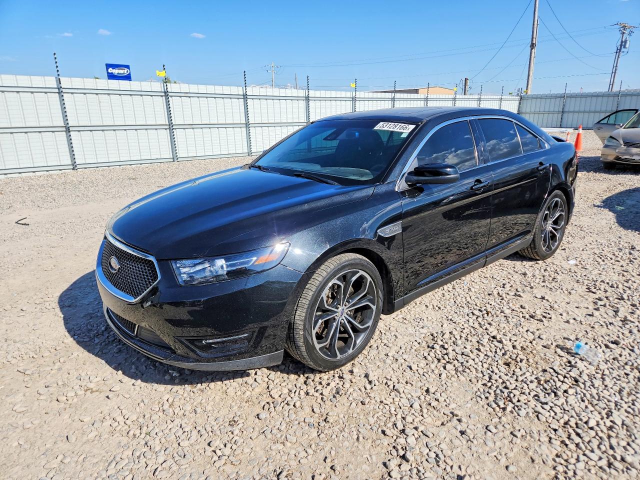 Salvage Ford Taurus Image