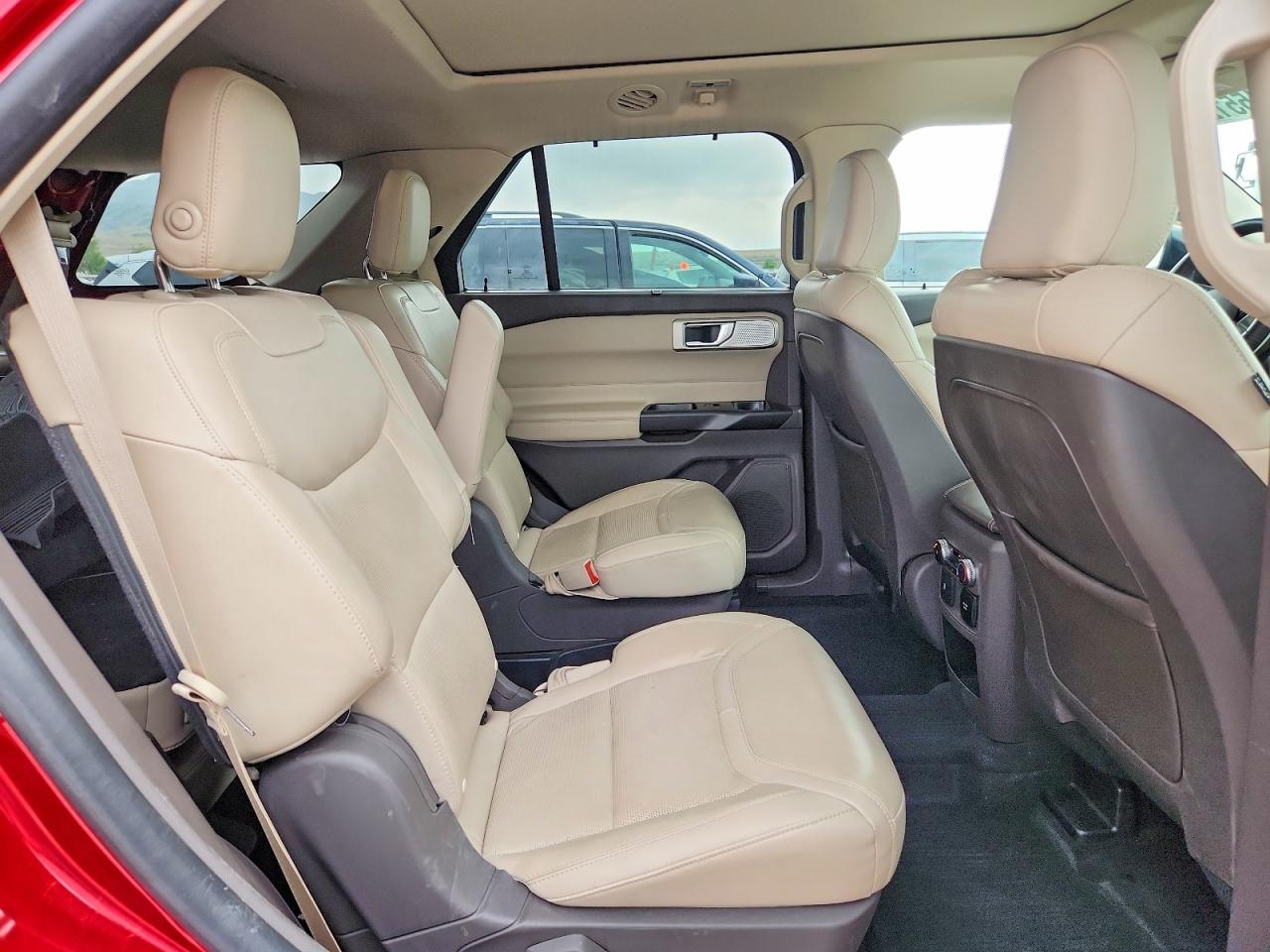 Ford Explorer Platinum