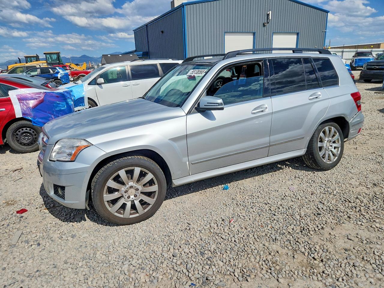 Salvage Mercedes-Benz GLK Image