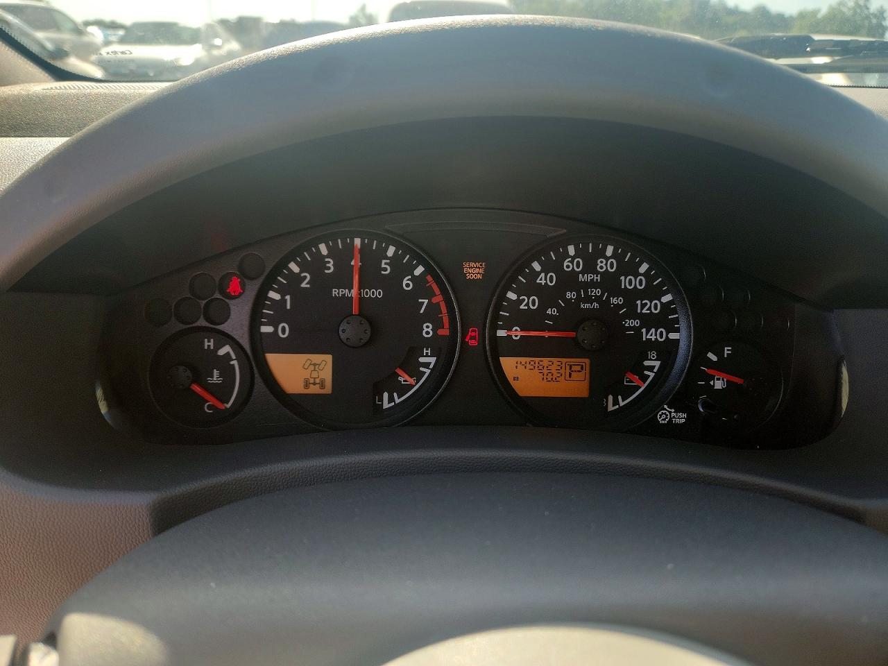 Nissan Frontier Crew Cab Xe