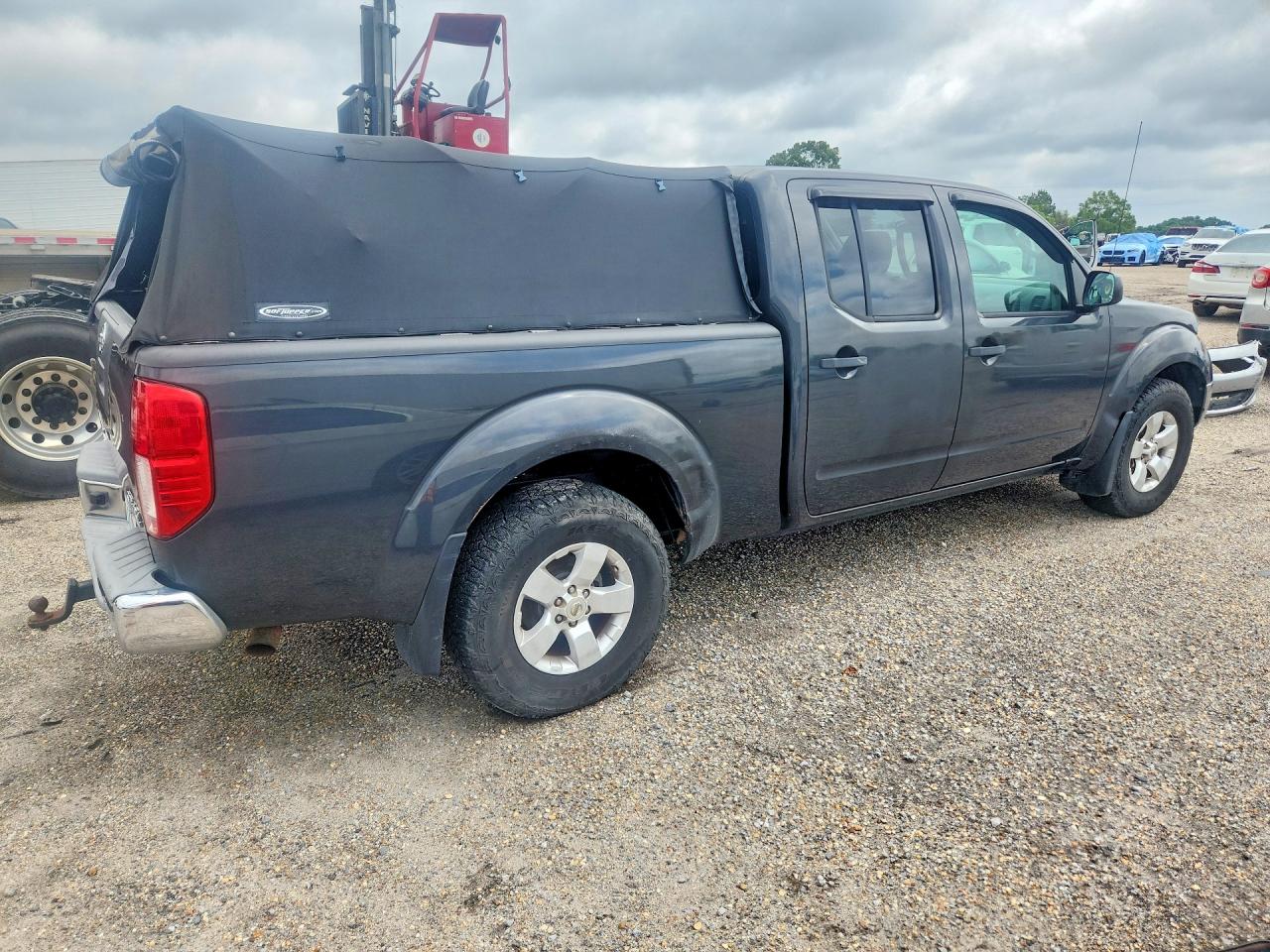 Nissan Frontier Crew Cab Xe