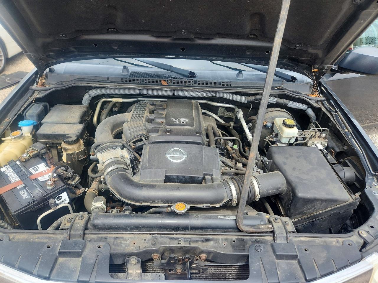 Nissan Frontier Crew Cab Xe