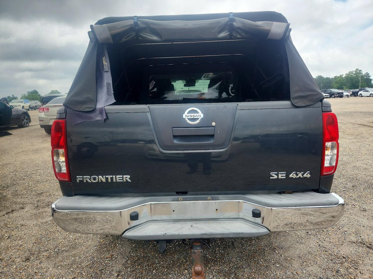 Nissan Frontier Crew Cab Xe