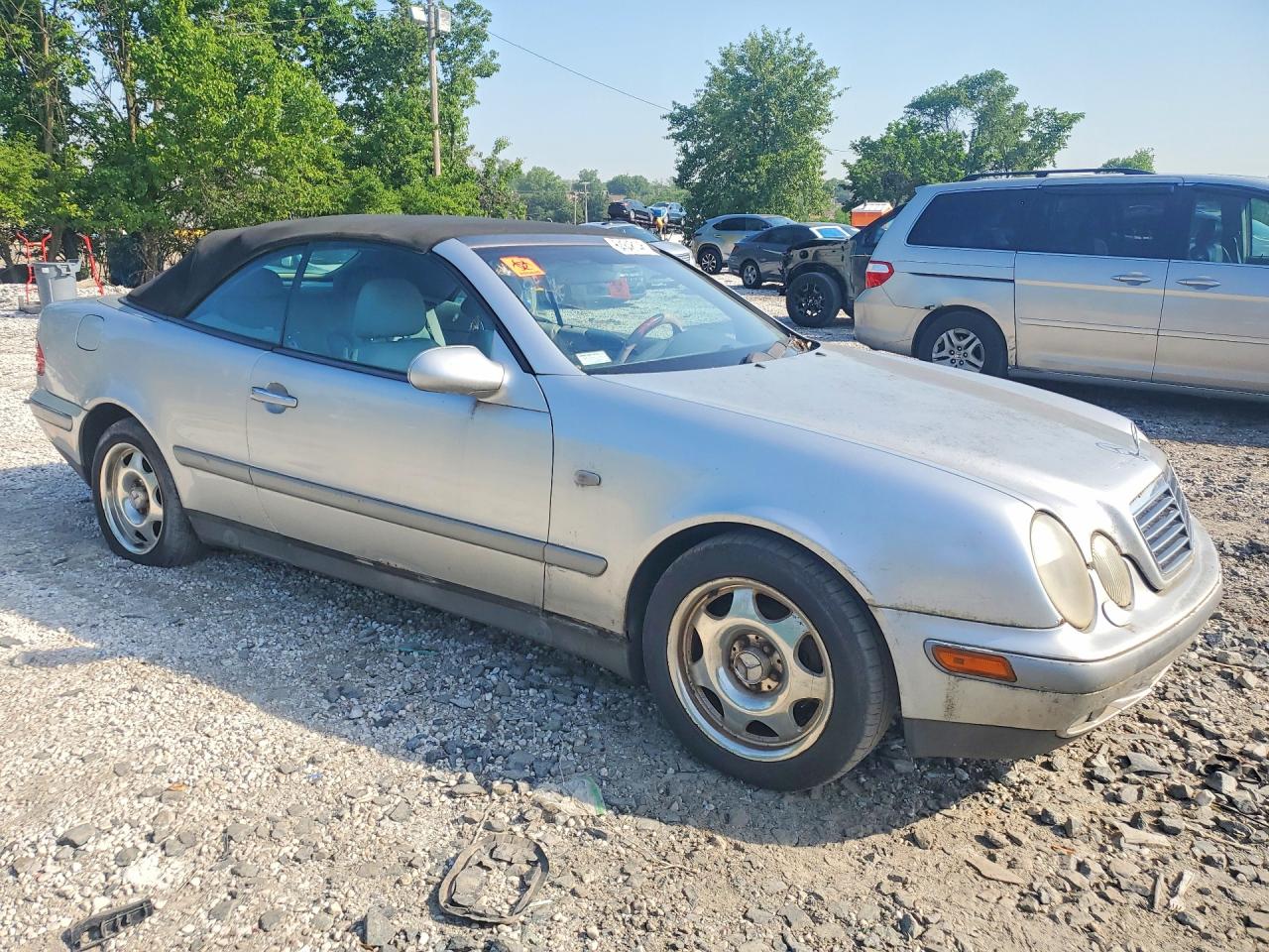Mercedes-Benz Clk-class 320