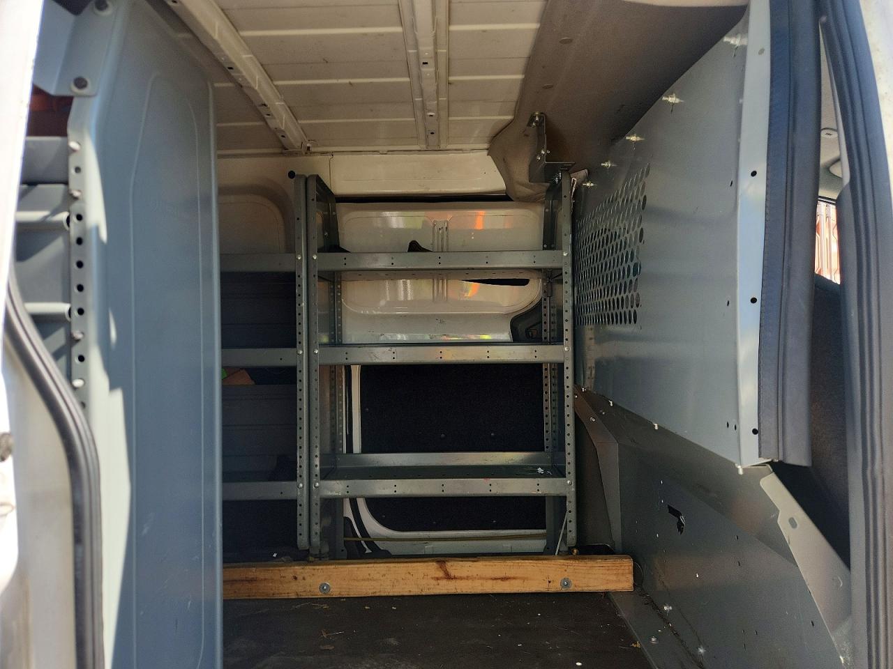 Nissan Nv S
