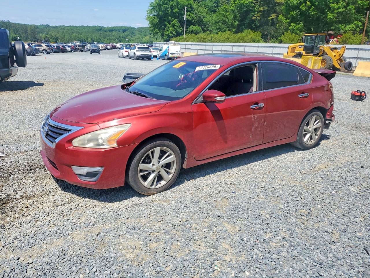 Salvage Nissan Altima Image