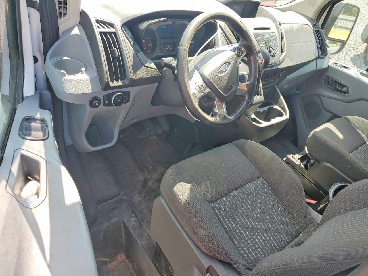 Ford Transit T-250