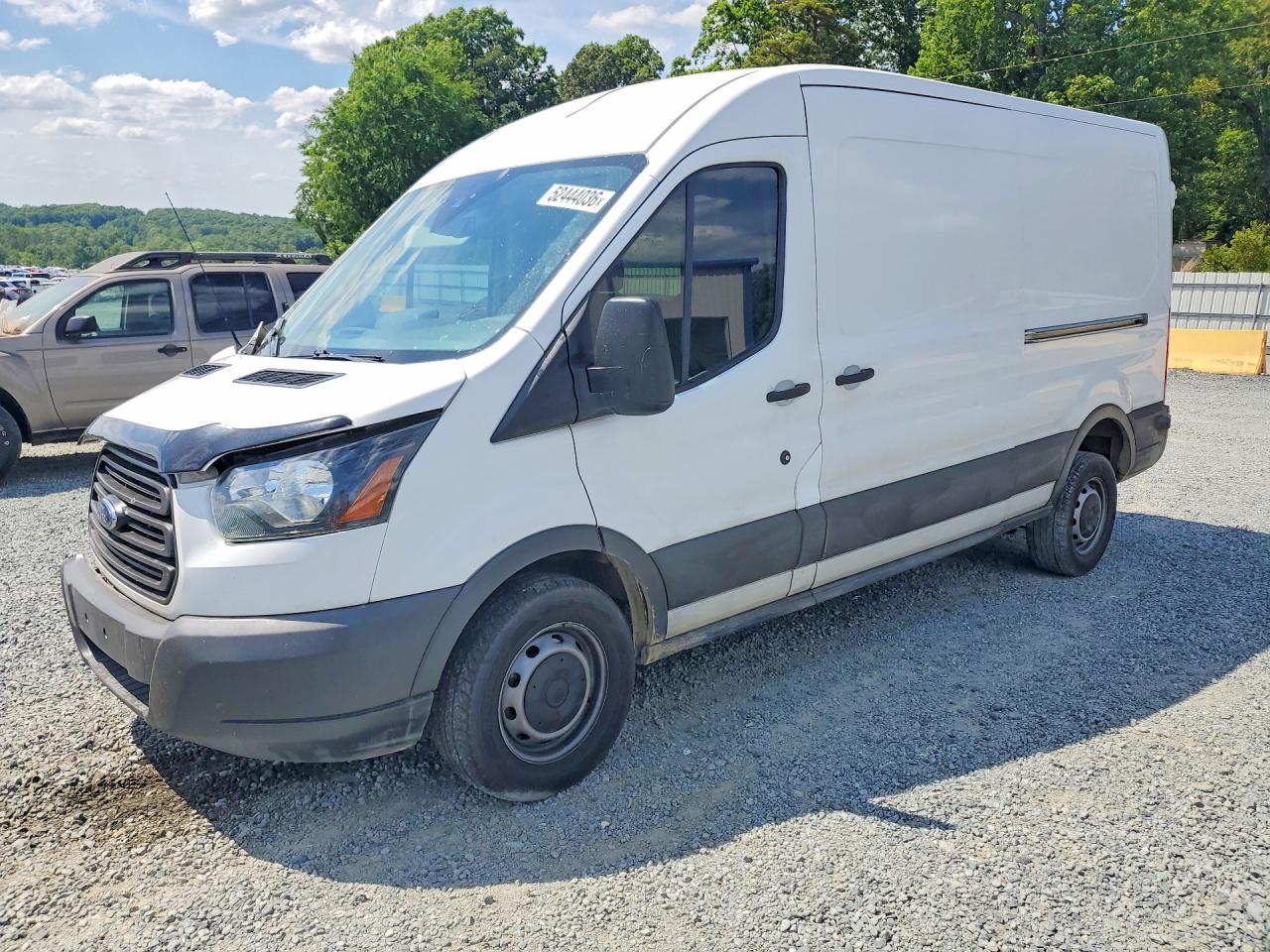 Salvage Ford Transit Image