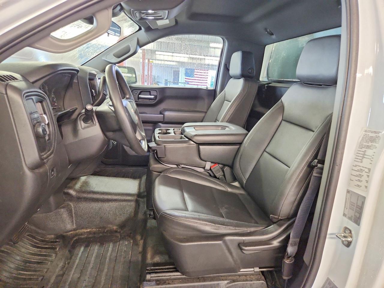 Chevrolet Silverado C1500