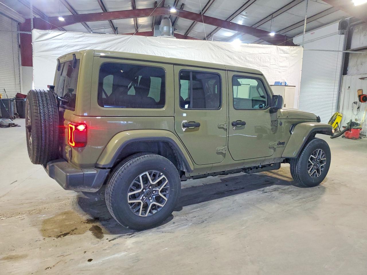 Jeep Wrangler Sahara